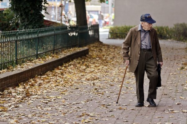 Elderly man wandering from California nursing home